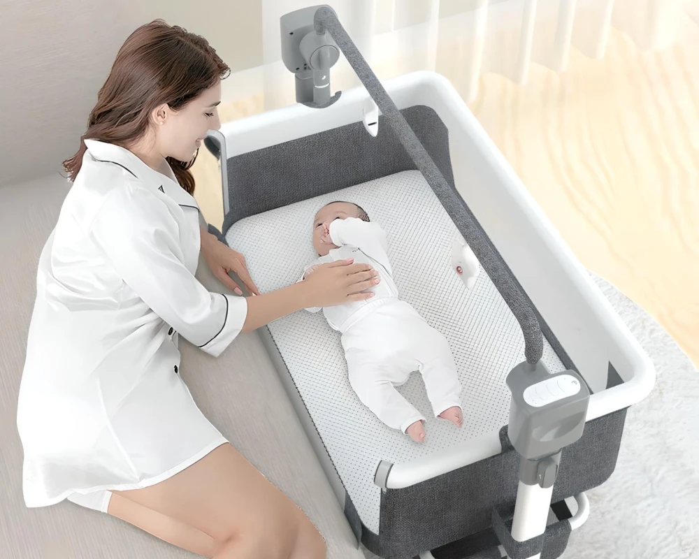 bassinet with automatic rocking